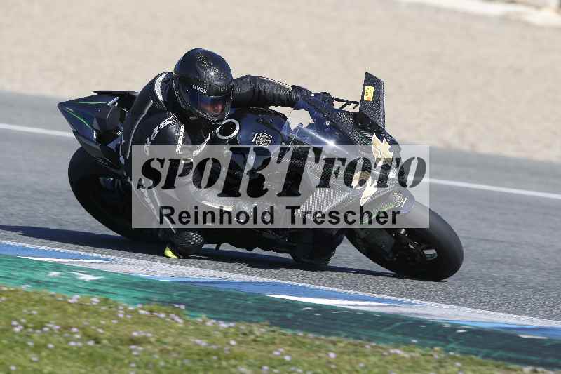 /Archiv-2024/02 29.01.-02.02.2024 Moto Center Thun Jerez/Gruppe schwarz-black/24